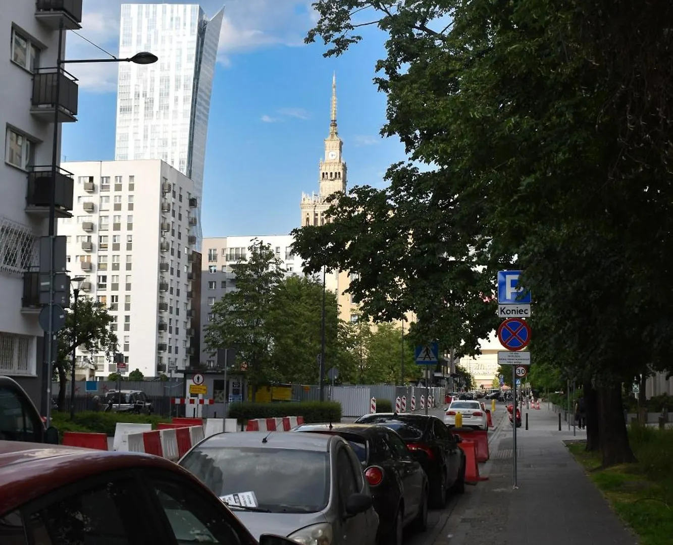 Varso Quick Stop Near Central Station 0*, Varsavia